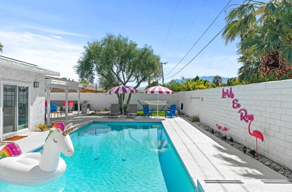 Desert Park Estates House | La Vie en Rose Permit# 3901