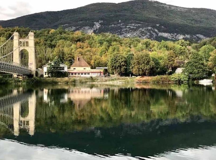 Brangues Villa | La Villa Bacchus au bord de l'eau, piscine chauffée, PROMO AUTOMNE 2025