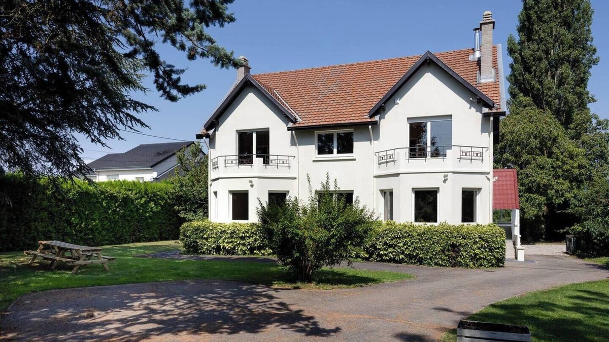 Dombasle-sur-Meurthe Villa | La Villa d'Emma, gîte 10-15 pers
