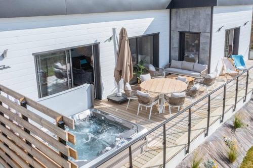 Plouider Villa | La Villa de Pen ar Menez terre & mer avec spa
