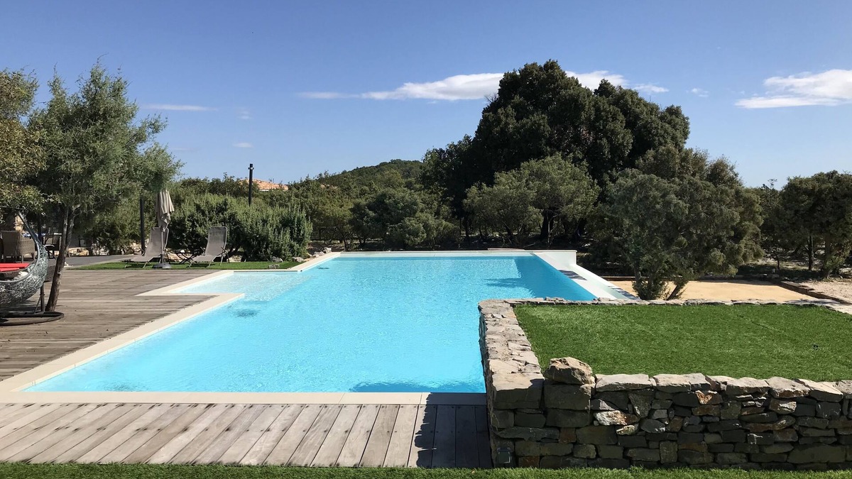 Cazevieille Villa | "La Villa du Cade" Le Domaine du Cade au Pic St Loup