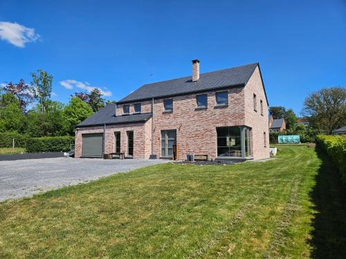 Ciergnon House | La Villa Fer D'art