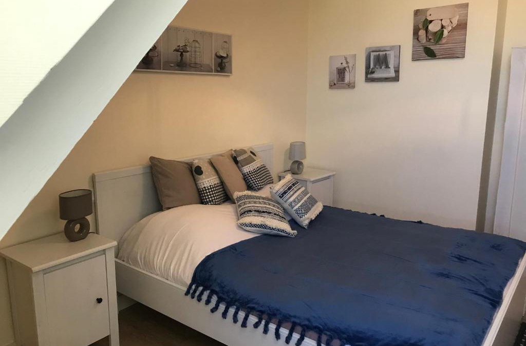 Saint-Come-de-Fresne Bed & Breakfast | La Villa Port Winston - Face Mer B&B