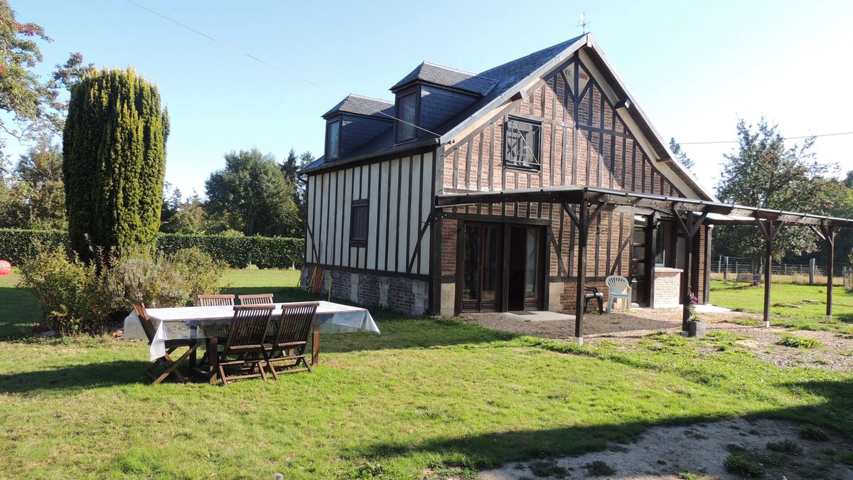 Neuville-sur-Touques Bed & Breakfast | La Villa Qui a du Chien