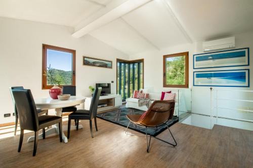Rapallo House | La Villetta 2 - Elegant and Cozy Cottage with free parking and A C