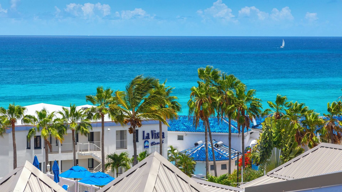 Pelican Key Hotel | La Vista Hotel