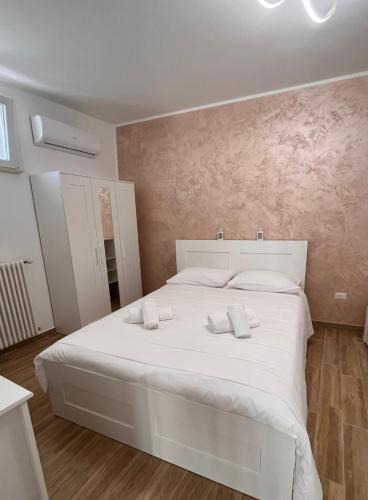 Grottole Bed & Breakfast | La vista sulle grotte L affaccio