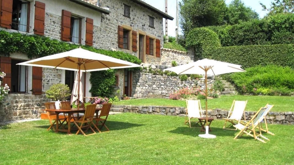 Chenelette House | La Voisinée - Chenelette