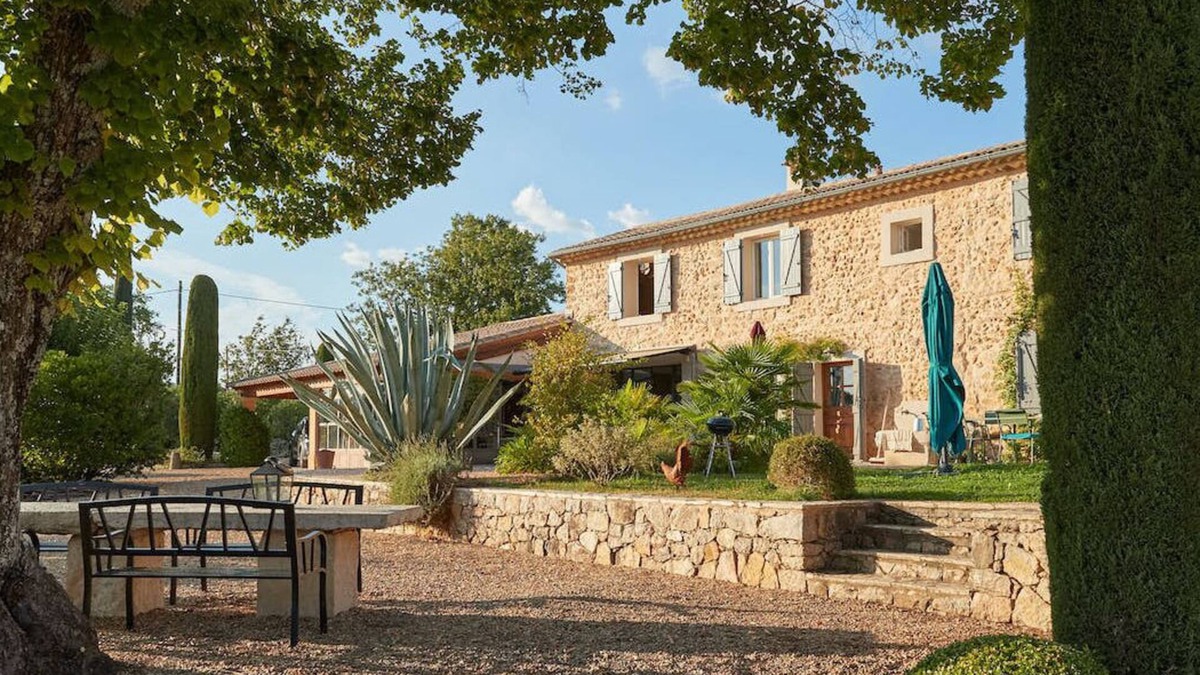 Cotignac Ski Chalet | La Volière : holidays home with charm, 3 bedrooms, private pool