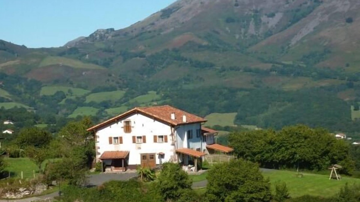 Azpilkueta Cottage | Labakizarra House for 8 people
