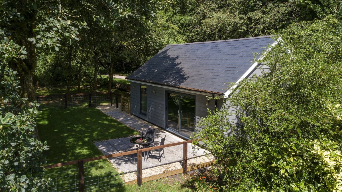 Marlborough House | Labrador Lodge - a beautiful barn conversion sleeping two guests