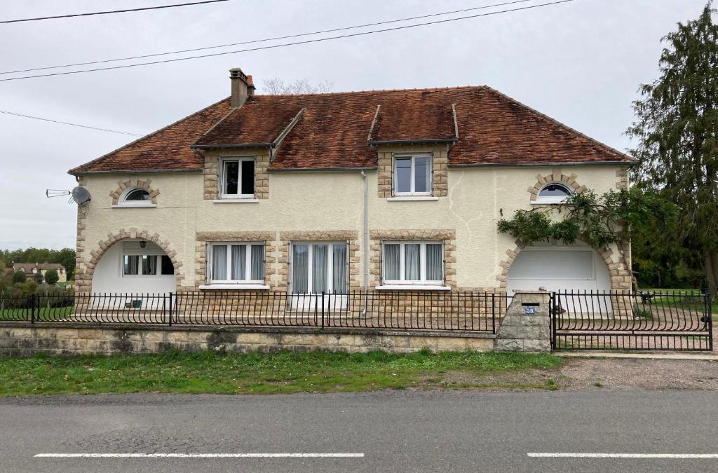 Herry Apartment | Lac De Lumiere. Relax with rural lakeside living