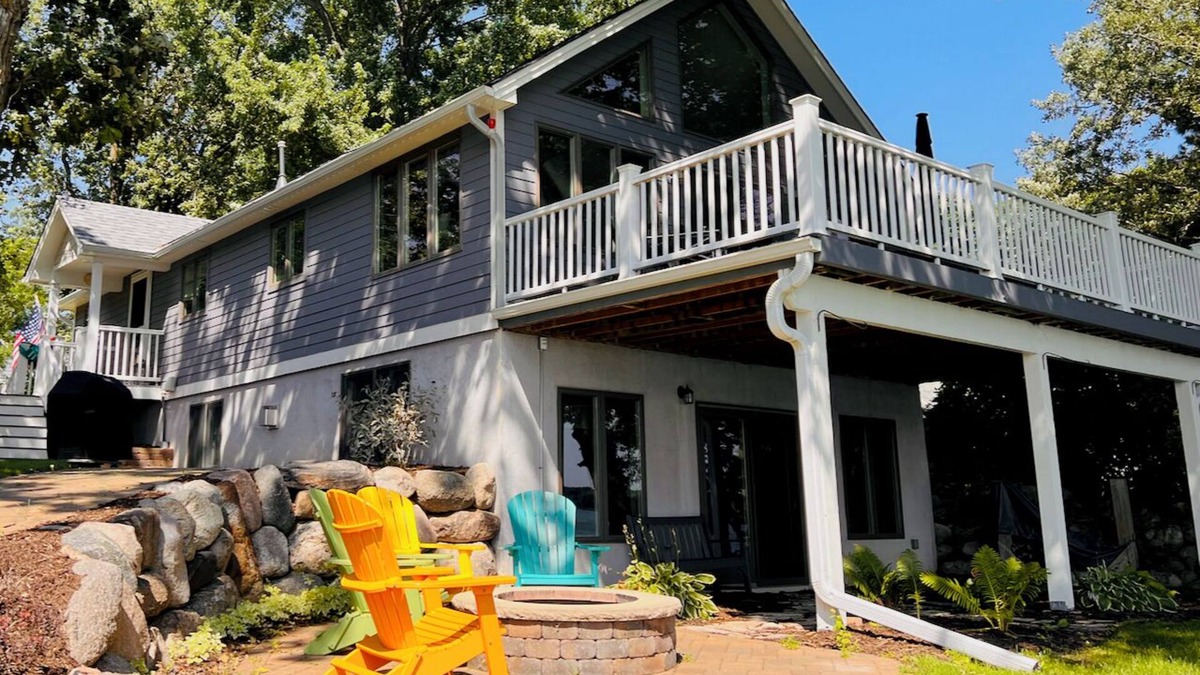 Annandale Cabin | LACE LEAF CABIN - four bedroom, updated luxury lakefront getaway on Cedar Lake