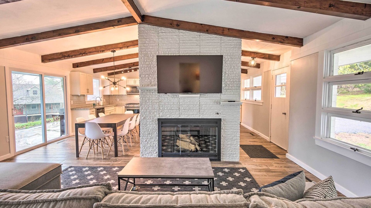 Weirs Beach House | Laconia Hideaway < 2 Miles to Lake Winnipesaukee!