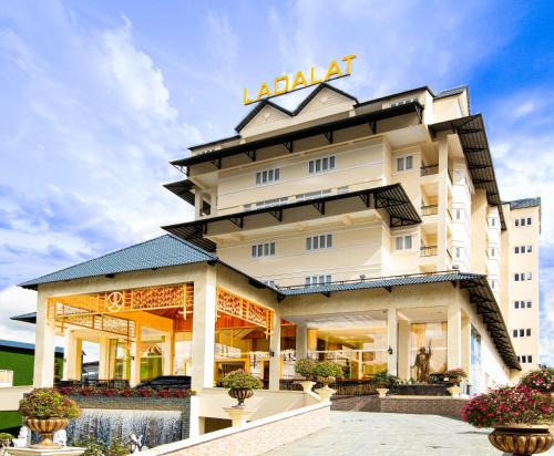 Phuong Hotel | LADALAT Hotel