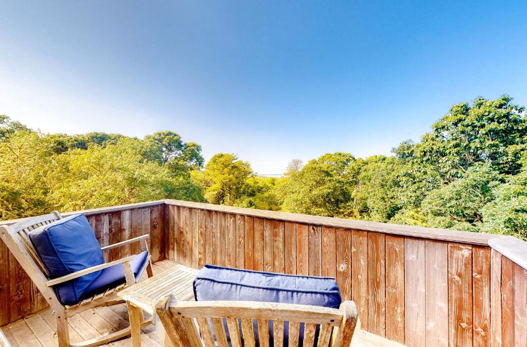 Chilmark House | Lady Slipper Hill
