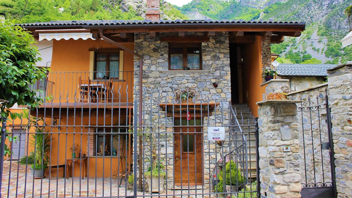 Valdieri House | LADYBIRD HOUSE - Code CIR00423300008