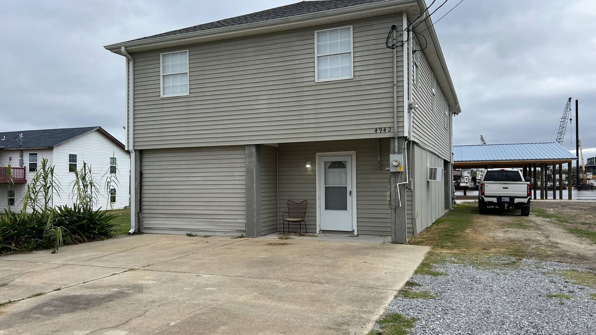 Barataria House | Lafitte House on the Water