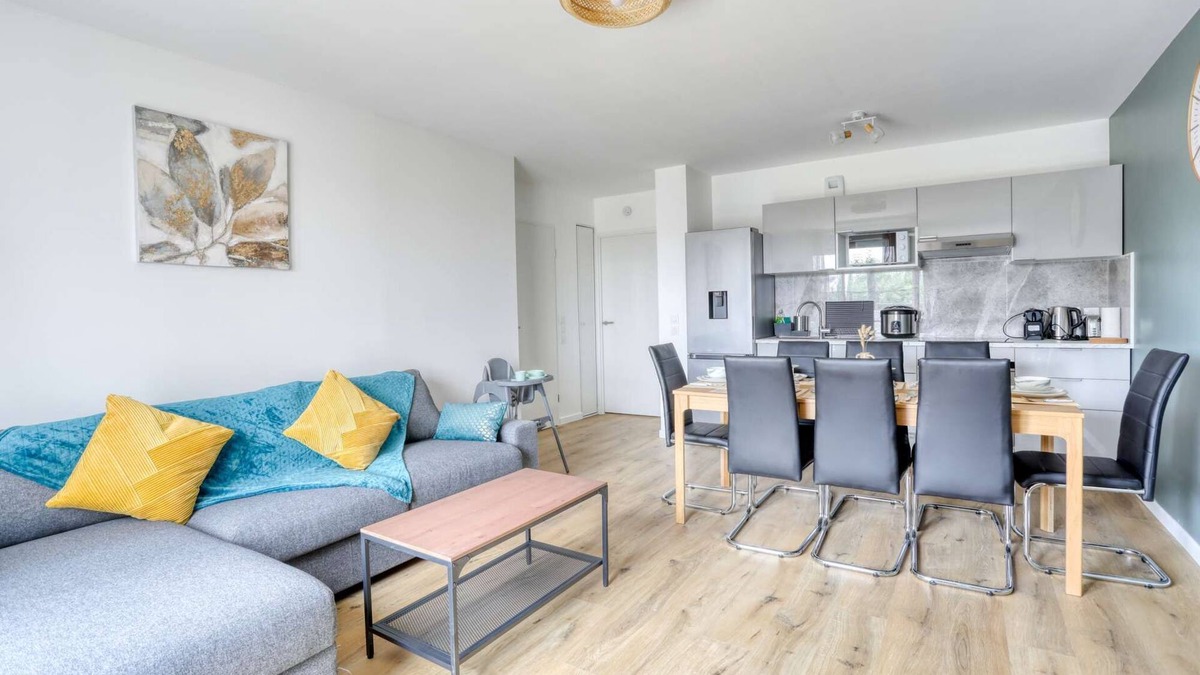 Le Blanc-Mesnil Apartment | Lafya : ParisNord, Villepinte, CDG, StadedeFrance