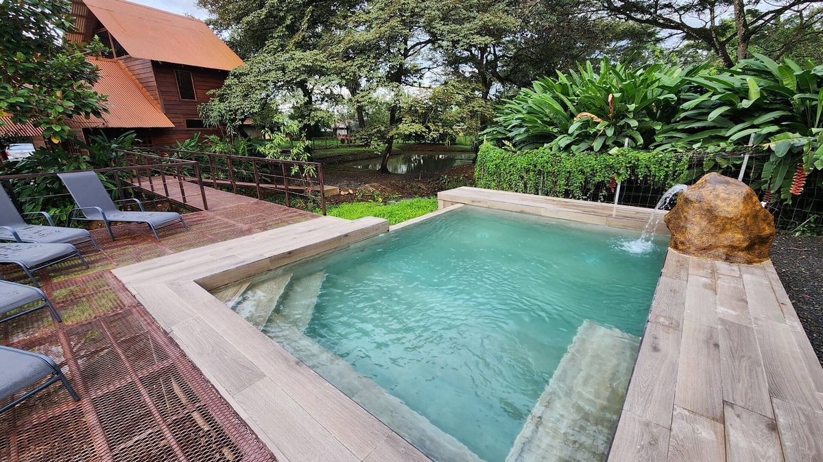 El Tanque Cabin | Lago Fortuna Cabin