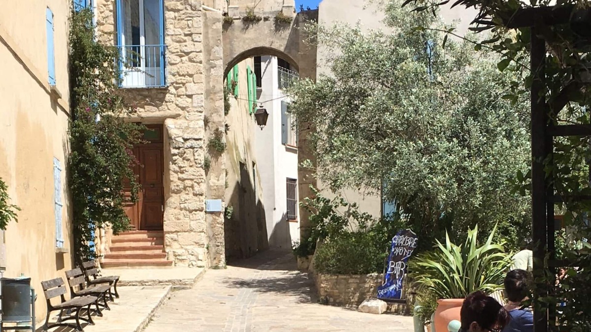 Bages House | Lagoon and sea views from the heart of the village of Bages between Narbonne and Collioure