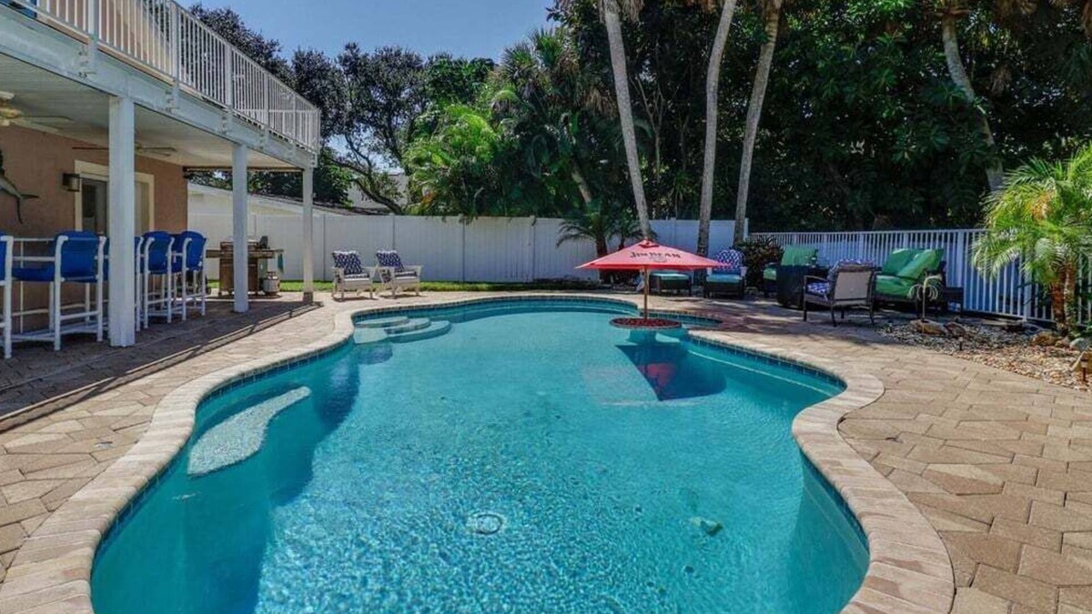 Historic District House | Lagoon-Side 4BR Home w/Pool, Hot Tub & More