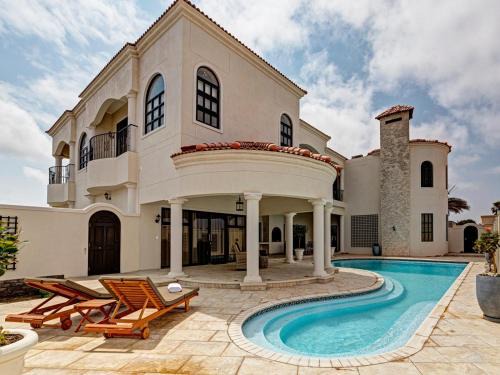 Walvis Bay House | Lagoon Suites Guesthouse CC
