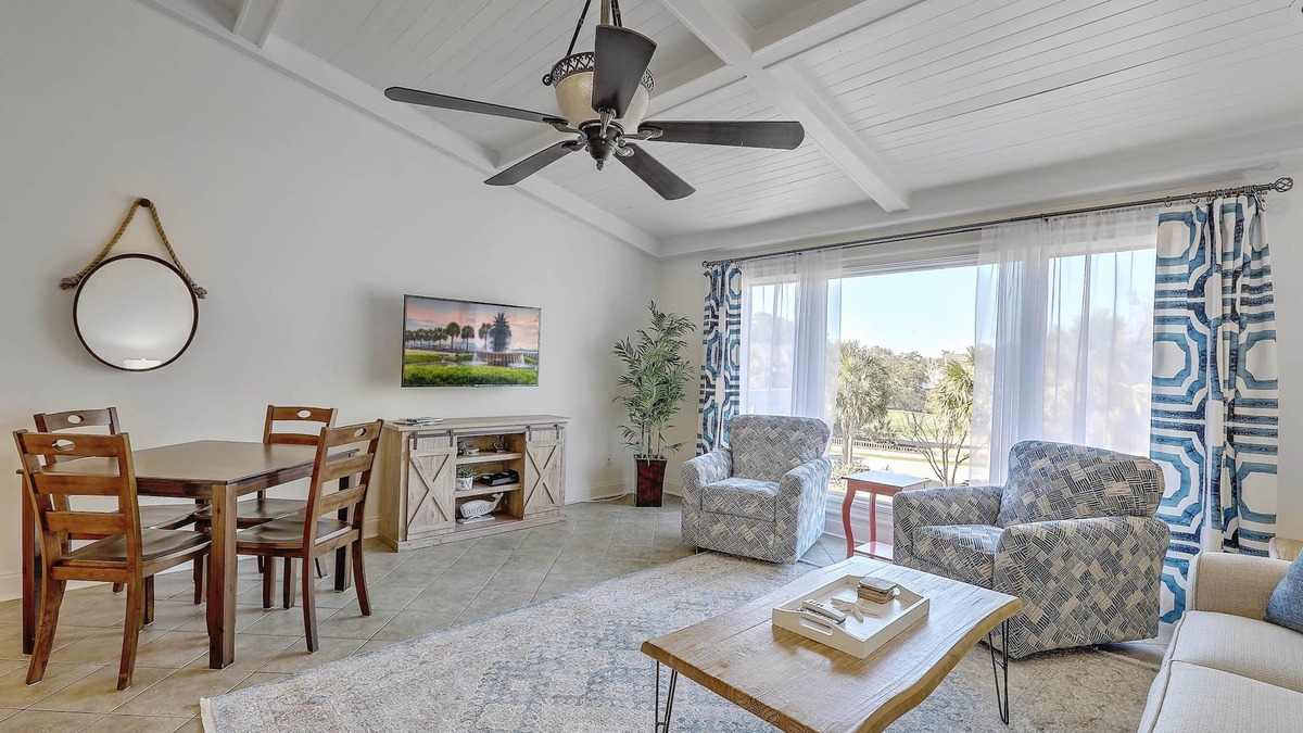 Isle of Palms Villa | Lagoon Villa 22 - Balcony! Close Walk to Beach!
