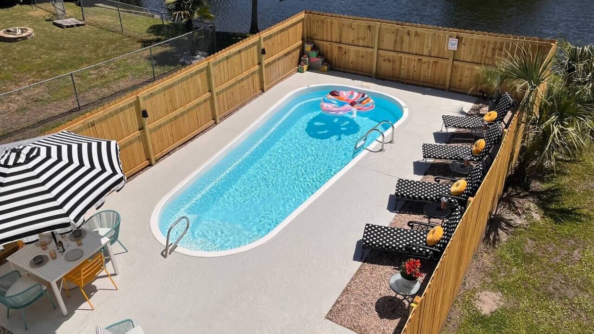 Whitemarsh Island House | Lagoona Matata (private pool + dock)
