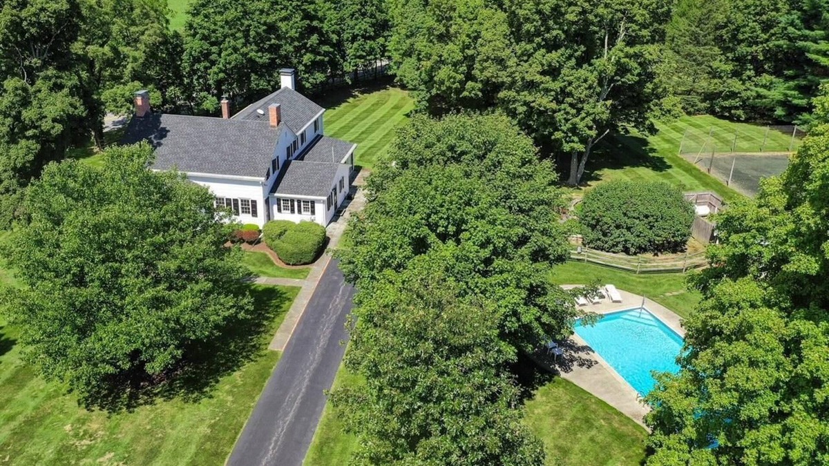 Lagrangeville House | LaGrange Farmhouse: Chic Hudson Valley Farmhouse w/ Pool, Hot tub, Gym, Ping Pong, Firepit