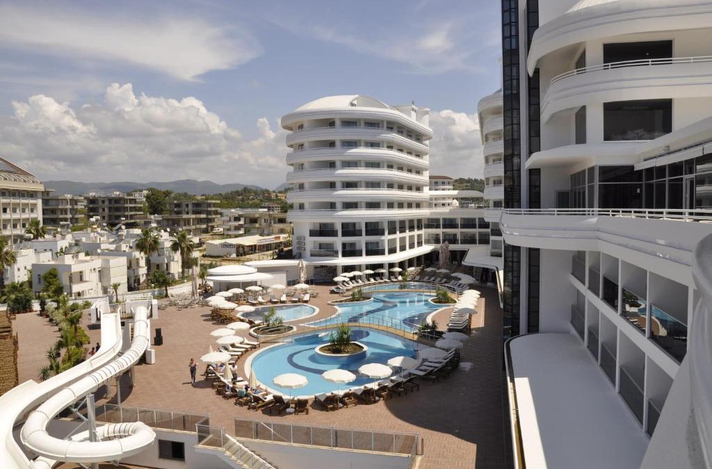 Okurcalar Hotel | Laguna Beach Alya Resort & Spa