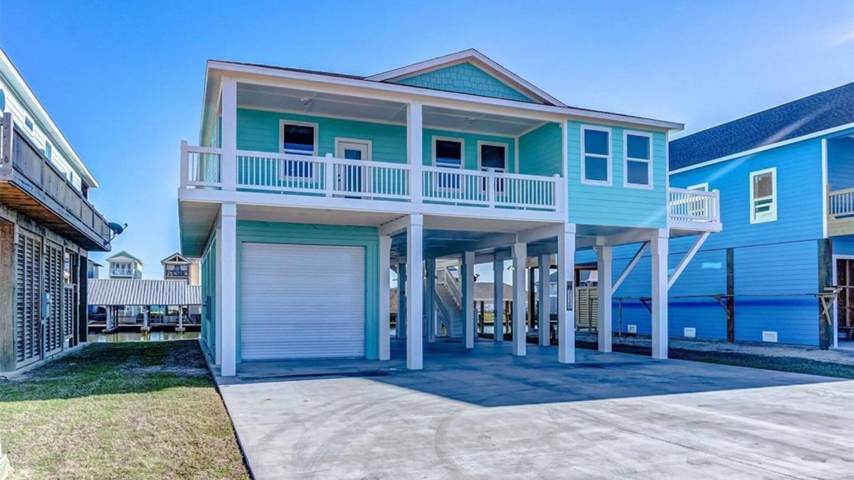 Galveston House | Laguna Cove Cabin Sum