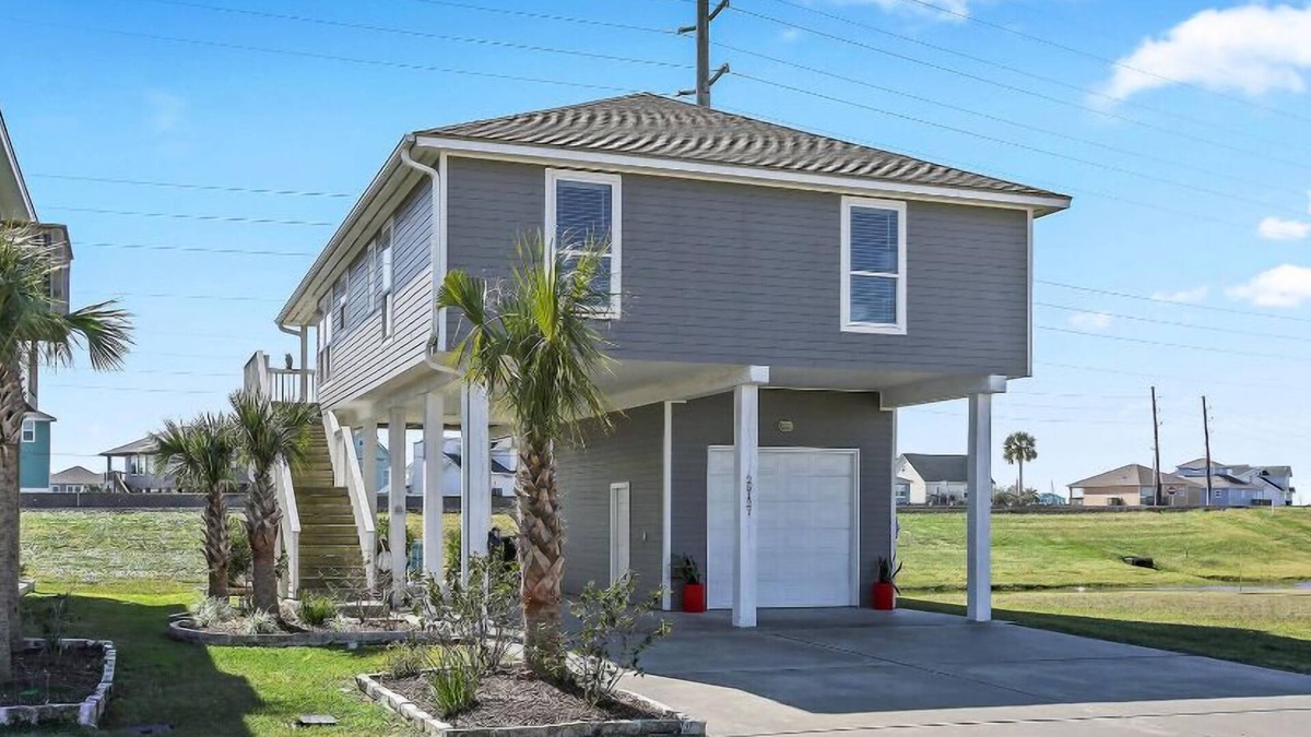 Pointe San Luis House | Lagunita! Easy Beach Access & Water Views!