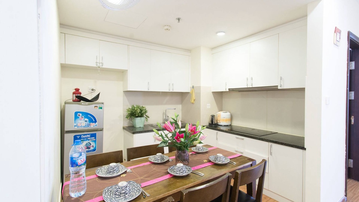 Hoang Mai Apartment | LaHanoi - Times City Apartment with Balcony