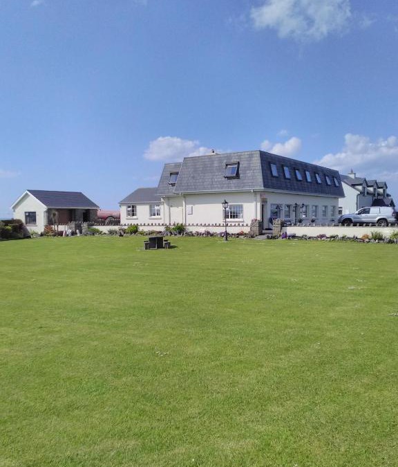 Breaffy South Bed & Breakfast | Lahiff's Bay View Guest House