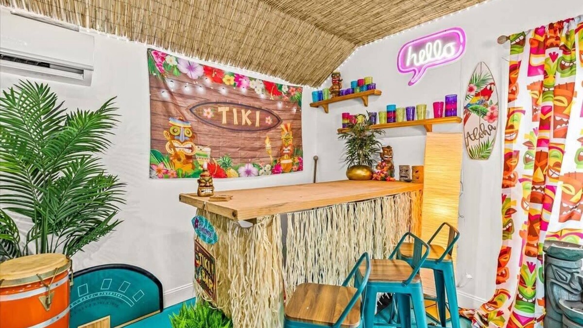 White Lake House | Lakefront Tiki Retreat with Hot Tub!