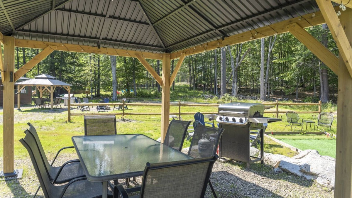 Moultonborough House | Lake Access + Game Room | 3BR Dog-Friendly