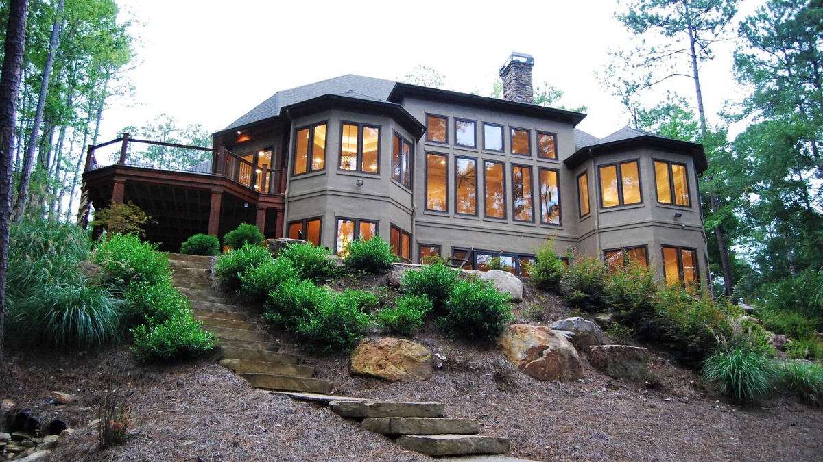 Lake Oconee House | Lake Access Home with Beautiful Tree and Lake Cove View - Reynolds Lake Oconee
