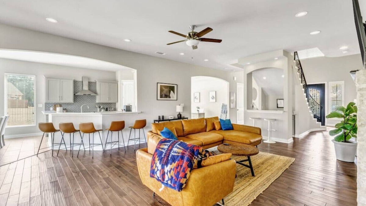 Heath House | Lake Access Mansion w/Lake View + Theatre + Fire Pit