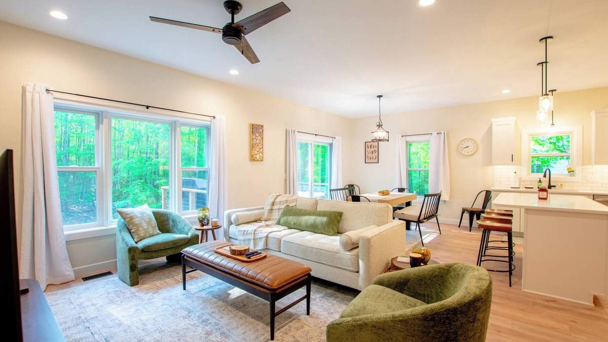 Lake Ann House | Lake Access ~ New Build Retreat ~ Explore & Unwind