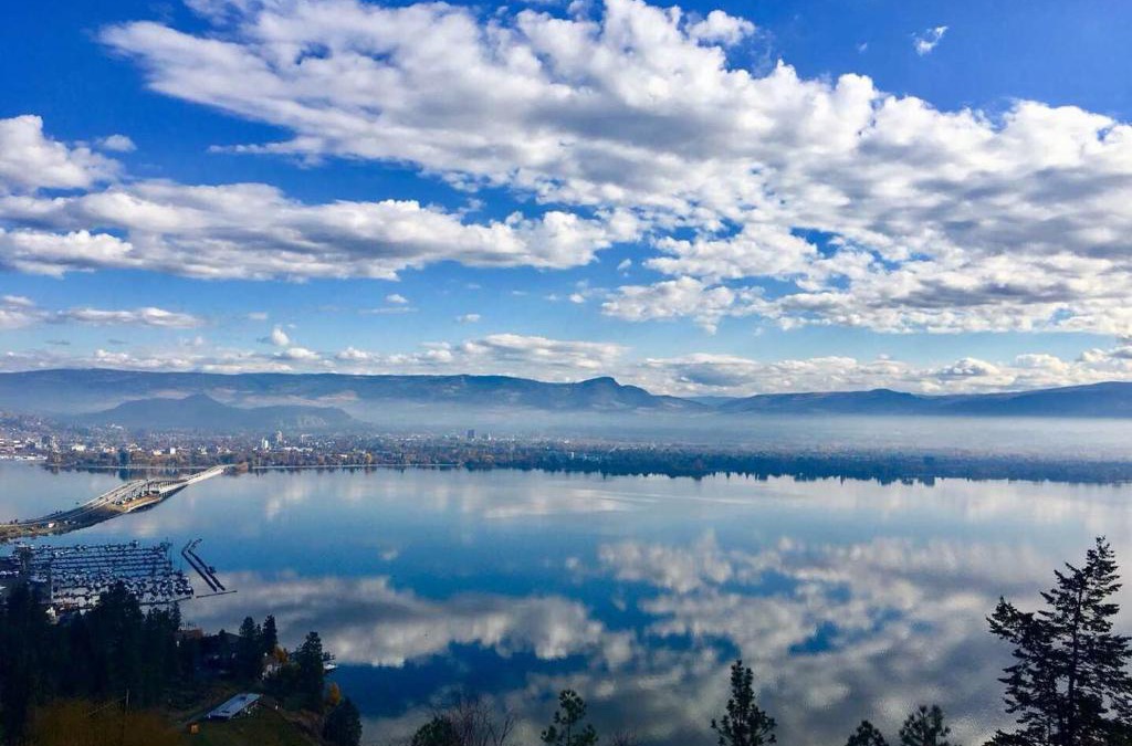 Central Okanagan Bed & Breakfast | Lake and Bridge View Vacation Home