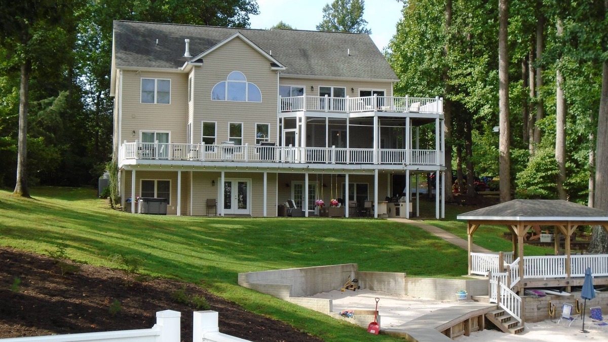 Mineral House | LAKE ANNA WATERFRONT HOME WITH BOAT DOCK & SANDY BEACH