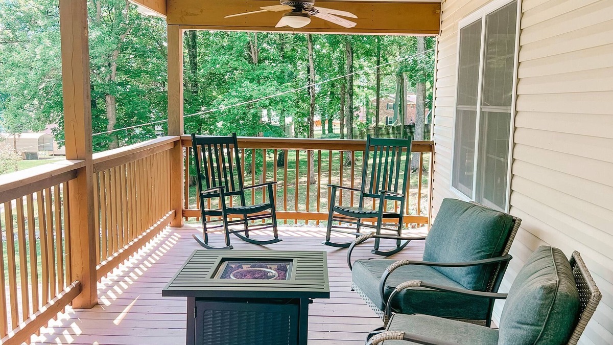 Cadiz House | Lake Barkley Getaway with Boat Parking & Scenic Deck Views