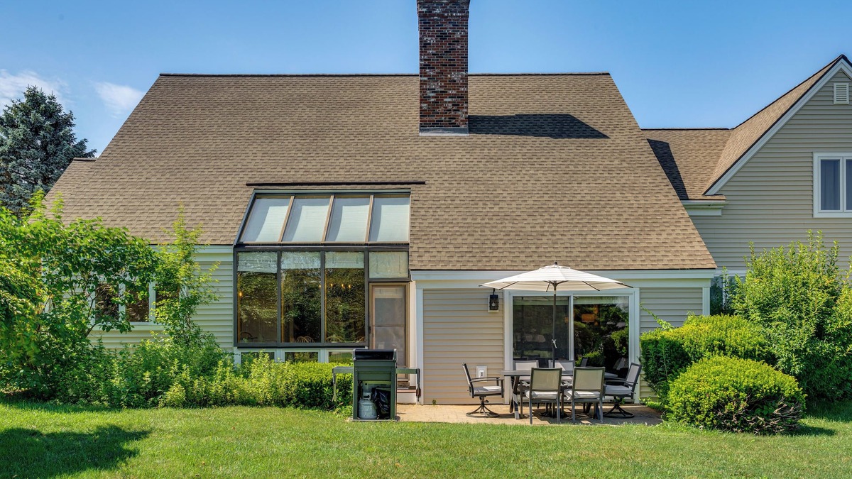 South Down Shores House | Lake & Beach Access: Family Townhome in Laconia