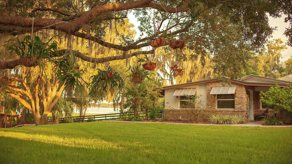 Hernando Cottage | Lake Breeze Cottage 4