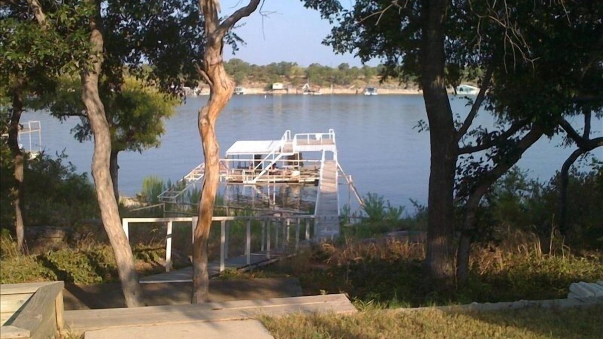 Brownwood House | Lake Brownwood Lakefront House, 1st Class, Pvt Dock,