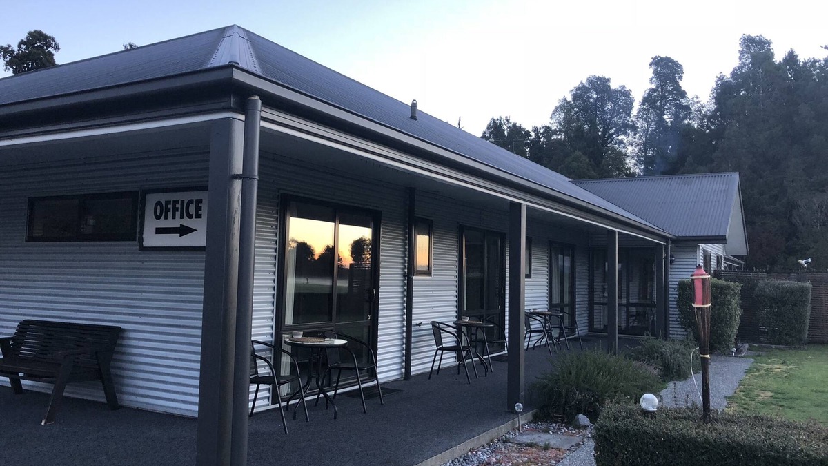 Moana House | Lake Brunner Longhouse