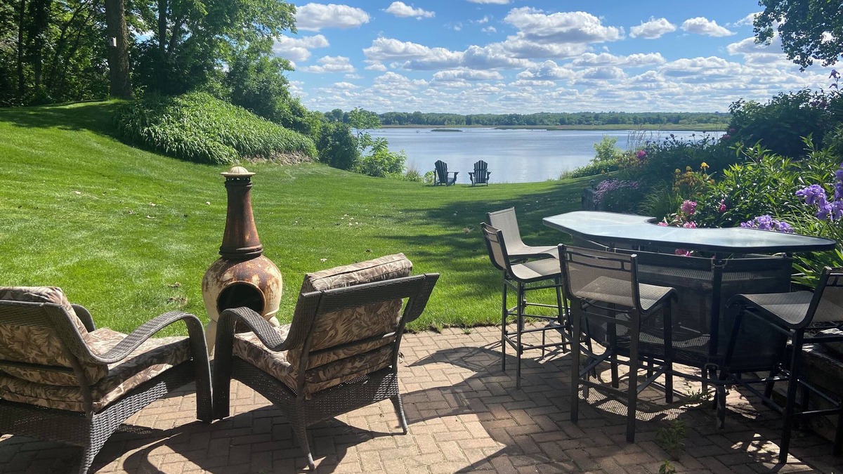 Dakota County House | Lake Byllesby Paradise: Serene Lakefront Non-Smoking Home