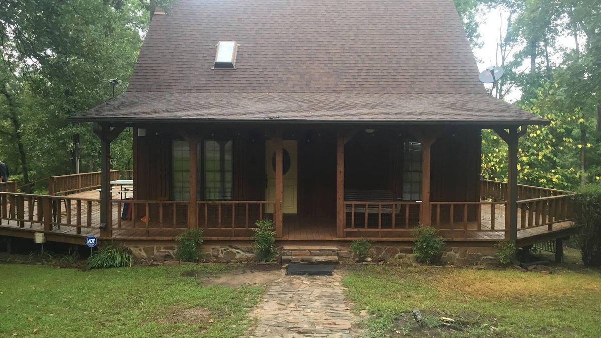 Jefferson House | Lake Cabin on North Shore of Lake O' the Pines