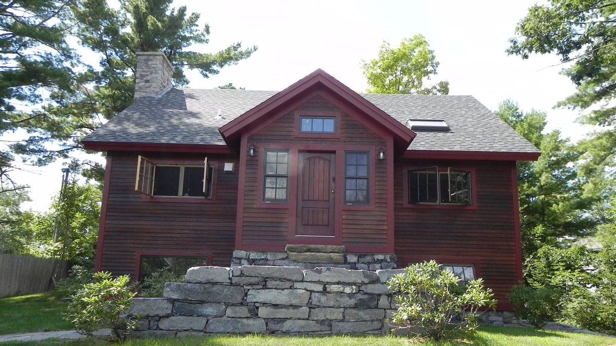 Moriah Center House | Lake Champlain Waterfront House with Private Dock and Boat Mooring